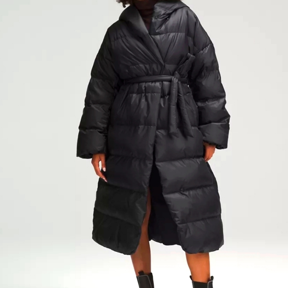 Lululemon Insulated Long Blanket Wrap Size 12